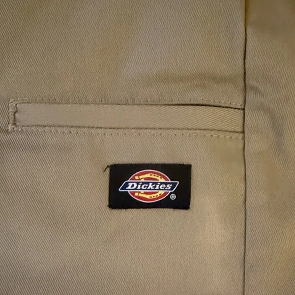 Dickies Beige long utility shorts - Picture 2 of 5